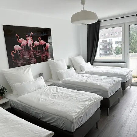 Beautiful Flat With Living And Kitchen Sleeps 4p On Separate Beds And 2p On Sofa