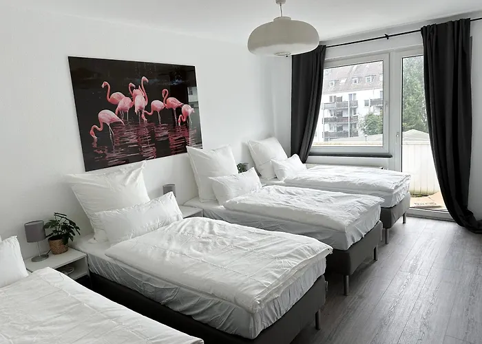 Beautiful Flat With Living And Kitchen Sleeps 4p On Separate Beds And 2p On Sofa